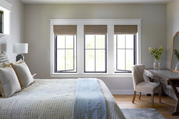 Kusen Jendela dengan Bentuk Geometris